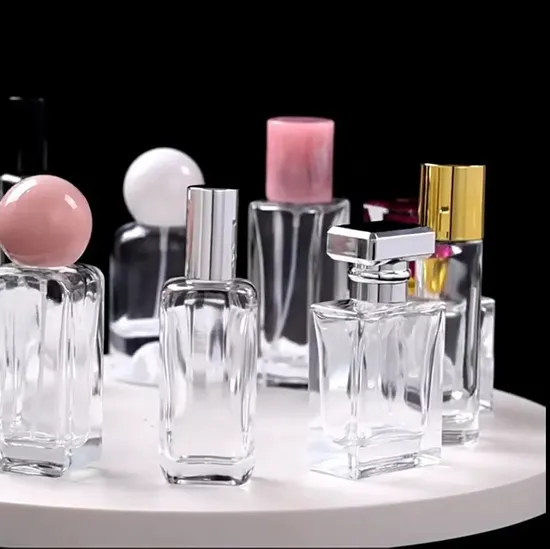 Garrafa de vidro transparente